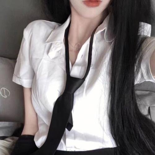 冒牌的伯爵
